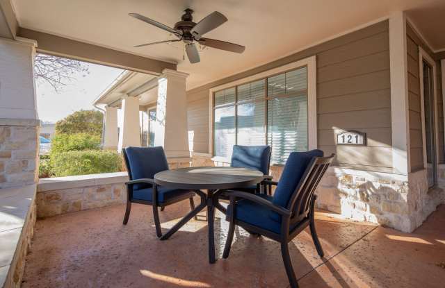 Mariposa at River Bend - Senior Housing Gallery 2
