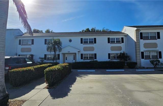 1506 Edgewater Circle unit: 2 photos photos