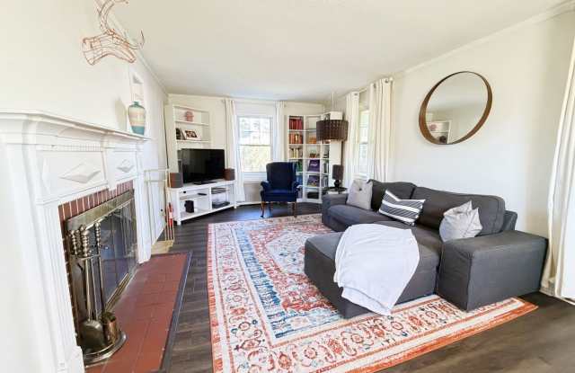Elegant Single-Family Home with Chef’s Kitchen (Newly Reduced Price) photos photos