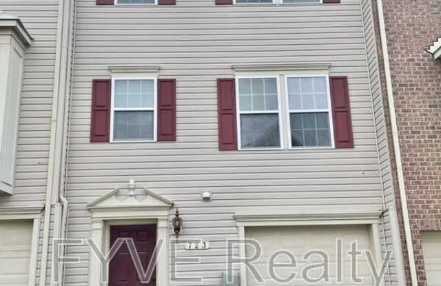 723 Olive Wood Ln - 723 Olive Wood Lane, Brooklyn Park, MD 21225