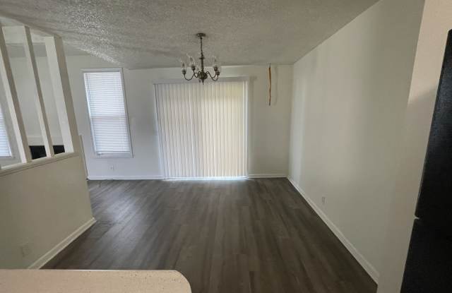 1424 Bell Trace Drive photos photos