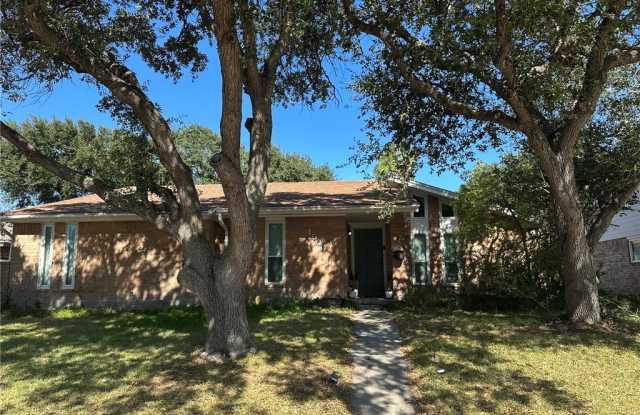1506 Briar Street photos photos