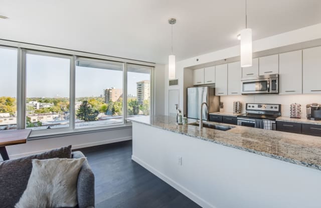 Country Club Towers Gallery 4