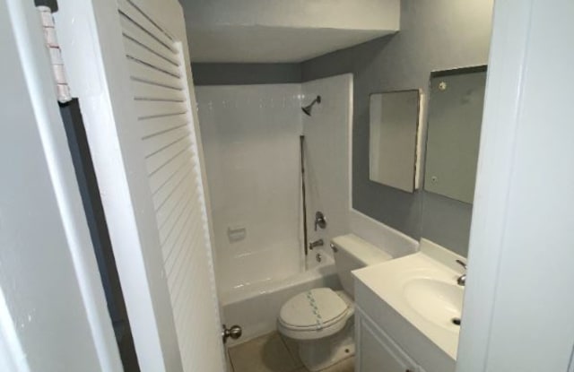 3500 66th St N 202 - 3500 66th Street North, St. Petersburg, FL 33710