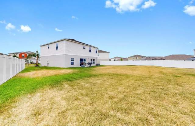 Spacious 5bed - With Amenities! Gallery 3