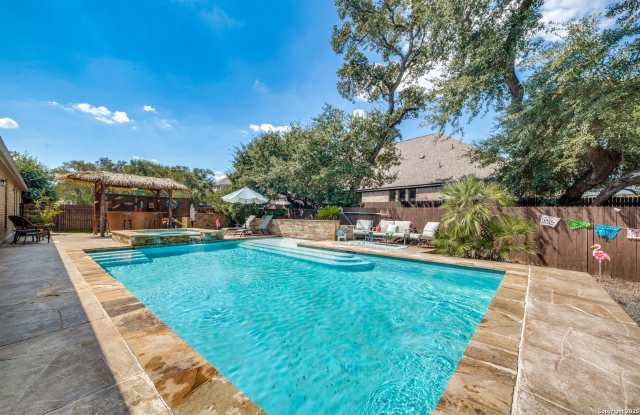 104 Ricadonna photos photos