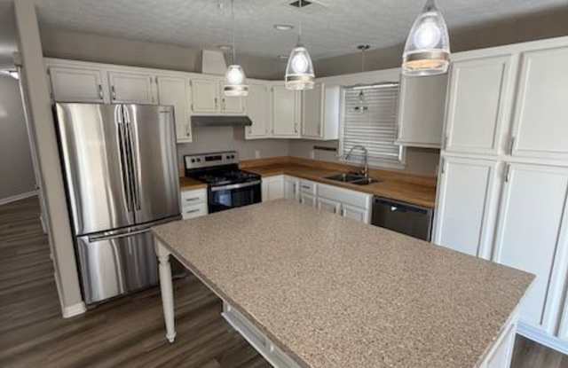 160 Angela Trail - 160 Angela Trail, Nicholasville, KY 40356