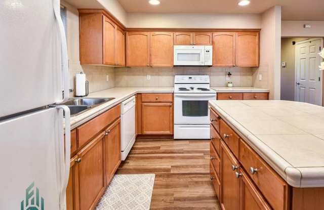 2 Rooms for Rent in Willamette Landing Neighborhood Gallery 4