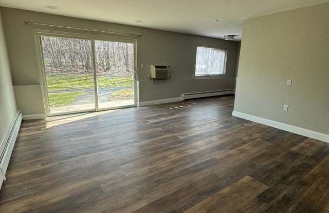 30 Fernview Ave Unit 2 - 30 Fernview Avenue, Essex County, MA 01845