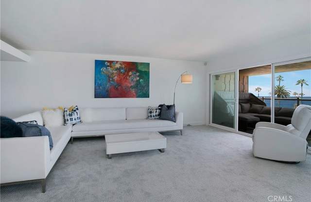 496 Cliff Street Gallery 3