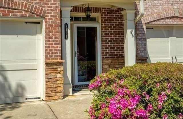 1404 Lexington DR Gallery 2