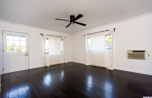 525 Meridian Terrace Gallery 4