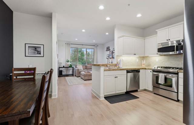 Bethany Beauty! 2 Bed 2.5 Bth + Office Townhome + 2 Car Garage + W/D + Wi-Fi Included photos photos