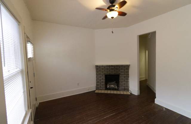 Lovely Duplex in Alligator Alley w/ Den Gallery 4