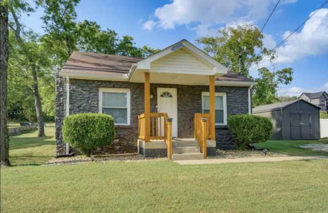 524 Green Lane photos photos