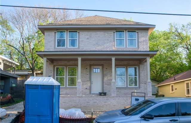 18 E 4th Street photos photos