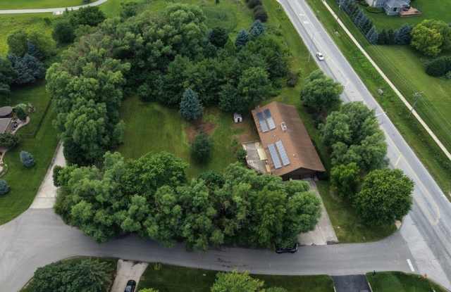 11110 Highland Drive Gallery 1