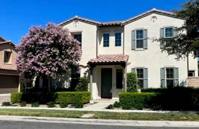 21 Lavender Gallery 2