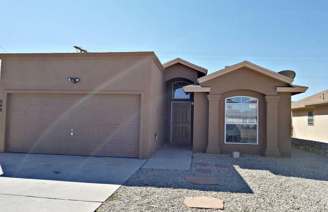 848 Lazaro Place Gallery 1