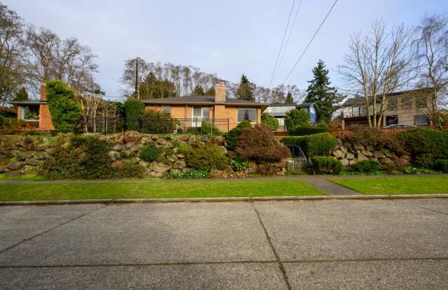 4908 University View Pl NE - 4908 University View Place Northeast, Seattle, WA 98105