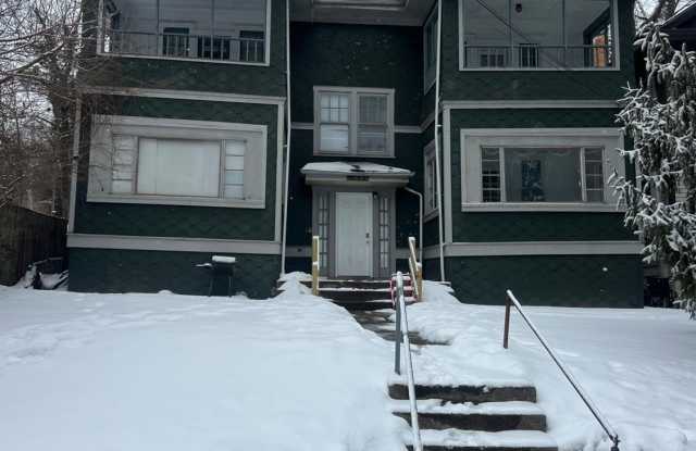 3671 Vine Street unit: 4 photos photos