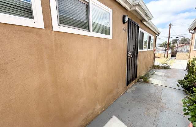 *718-720 Raven Street photos photos