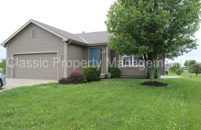 10608 North Tullis Avenue - 10608 North Tullis Avenue, Kansas City, MO 64157