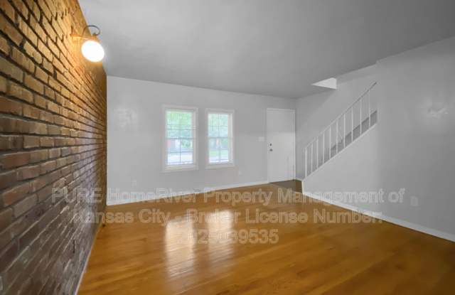 1417 N Main St Gallery 3