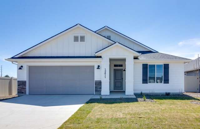 Beautiful 4 Bedroom Upscale Home - 12411 West Papiamento Drive, Ada County, ID 83709