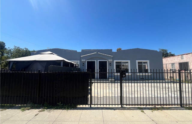 1702 W 60th Street photos photos