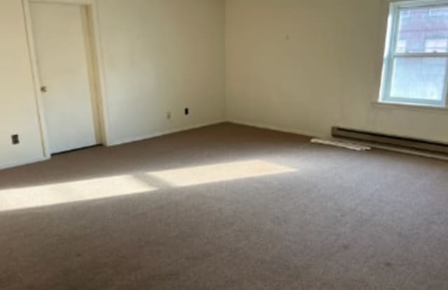 118 S McDonald St 203 - 118 South McDonald Street, McDonald, PA 15057
