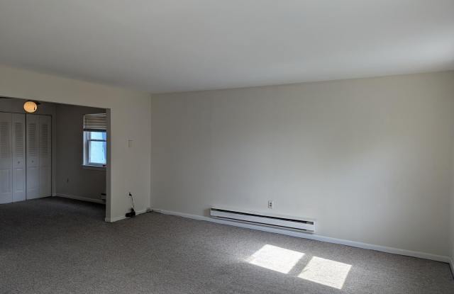 2886 LIMEKILN Pike unit: C photos photos