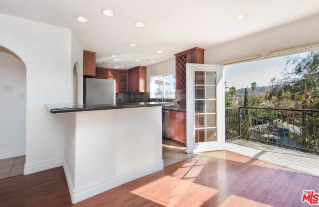 6228 MOUNT ANGELUS Drive Gallery 3