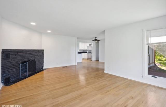 2897 87th Street Gallery 3