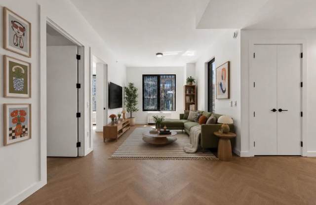 104 Fleet Place Gallery 1