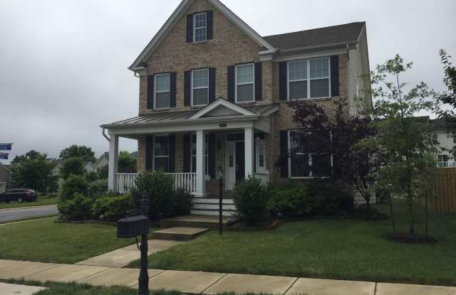 43165 BARNSTEAD Drive Gallery 2