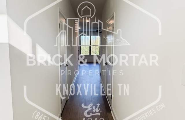 1446 Mountain Quail Circle Gallery 3