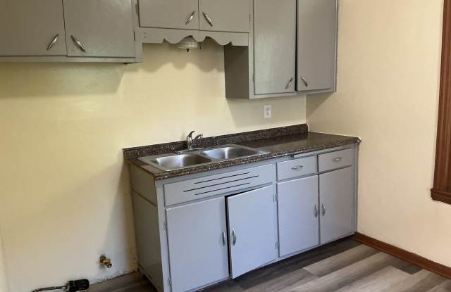 2 Bedroom Single family home - 5362 North 58th Street, Milwaukee, WI 53218