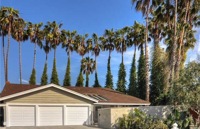 2716 Skylark Circle - 2716 Skylark Circle, Costa Mesa, CA 92626
