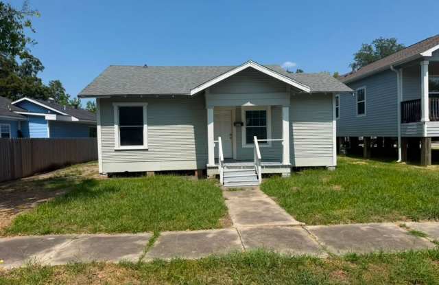 House For Rent 1637 17th St. Port Arthur TX 77640 photos photos