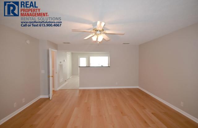 Adorable 2 BD 2.5 BA with private patio! Gallery 4