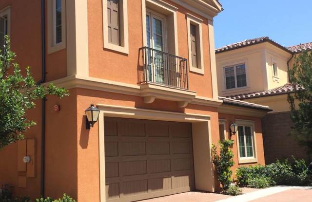 84 Lupari - 84 Lupari, Irvine, CA 92618