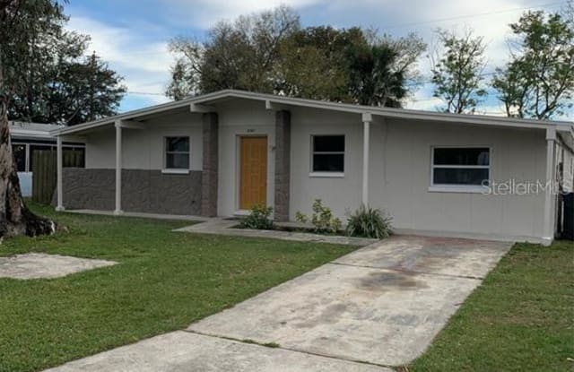 8307 LIBBY LANE - 8307 Libby Lane, Palm River-Clair Mel, FL 33619