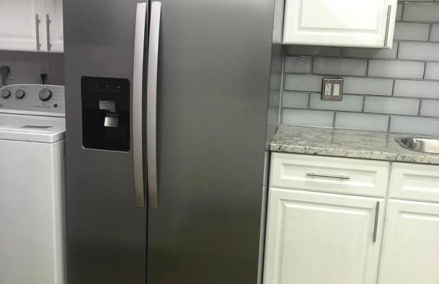 1 STONEHENGE CIR #2 Gallery 4