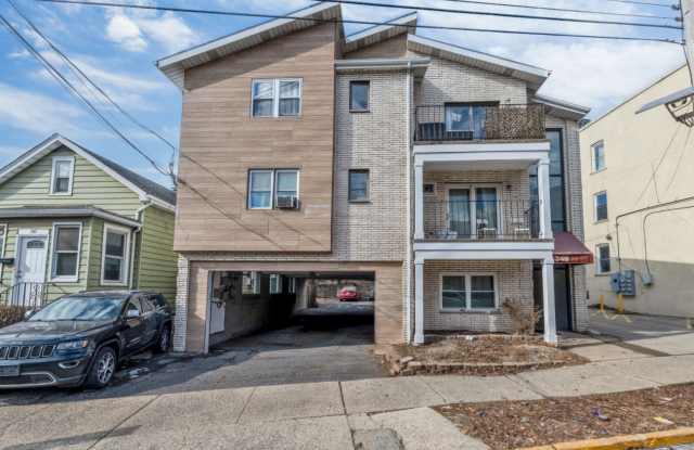 349 Gorge Rd photos photos