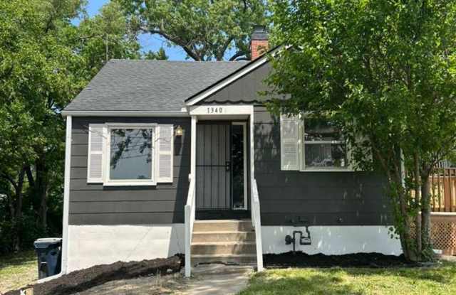 Spacious 4BR with Private Parking, Large Yard & Primary Suite photos photos