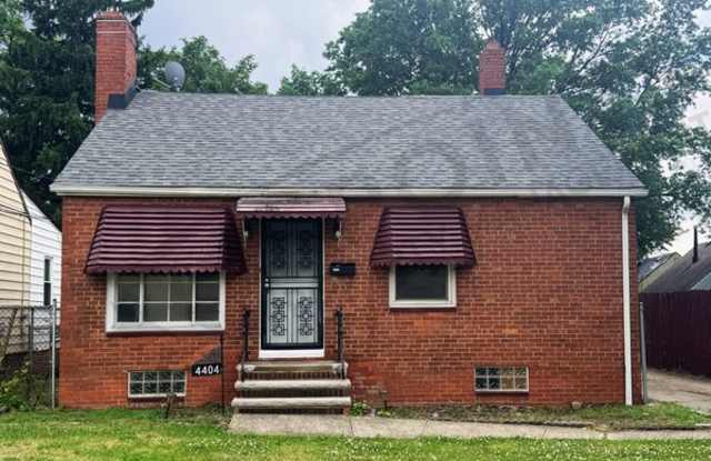 4404 East 175th Street photos photos