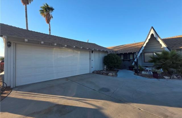 1699 Rio Vista Drive - 1699 Rio Vista Drive, Bullhead City, AZ 86442