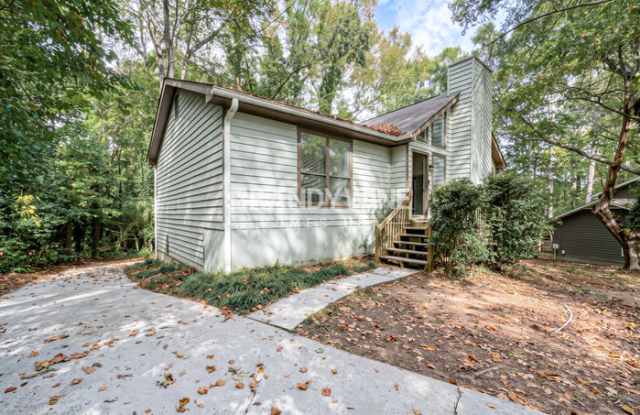3893 Cloudland Drive Gallery 2