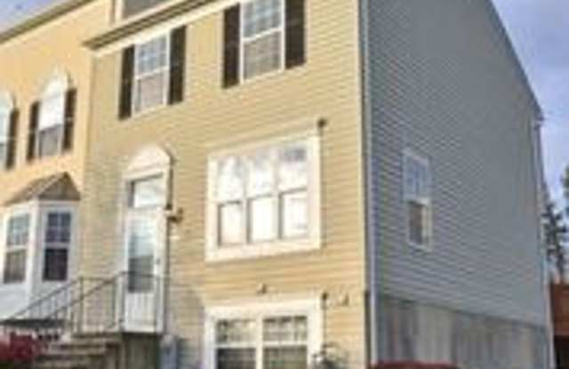 Beautiful end ofRow Townhome! photos photos Beautiful end ofRow Townhome! photos photos